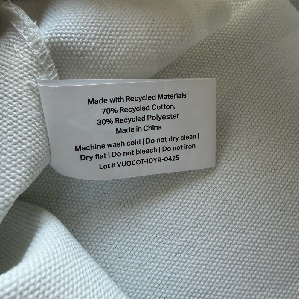Vuori 10 year Anniversary Patterned Tote Bag - Picture 8 of 9
